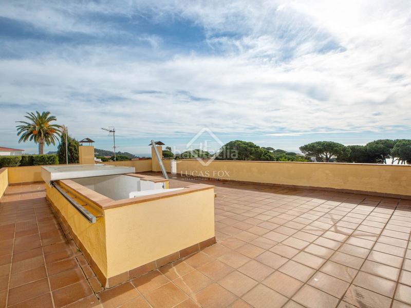 Foto 8f52b826-c758-4c83-b6d2-695a07c337be. Chalet with heating parking pool in Canyelles Lloret de Mar