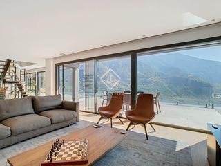 Chalet à Les Escaldes. Preciosa casa de 3 dormitorios con 118 m de jardín en venta en e