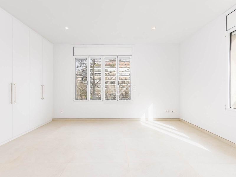 Foto a354c686-6b99-410f-9f9c-57c5dbc8930f. Piso exclusivo y amplio piso en avenida diagonal con vistas a francesc macià en Barcelona