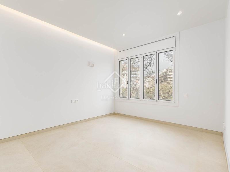 Foto d9b7631d-0914-4b74-bbe8-4aec92670b11. Piso exclusivo y amplio piso en avenida diagonal con vistas a francesc macià en Barcelona