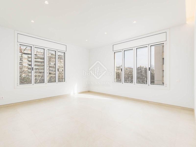 Foto e510dfd6-ea44-417c-aa91-7cece9bd809c. Piso exclusivo y amplio piso en avenida diagonal con vistas a francesc macià en Barcelona