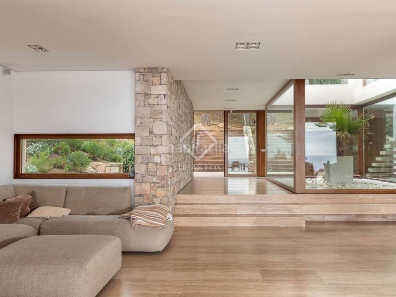 Foto b56bae03-e8fc-45fe-a04e-4f6440eeb4d3. Chalet con riscaldamento parcheggio piscina in Fornells-Aiguablava Begur