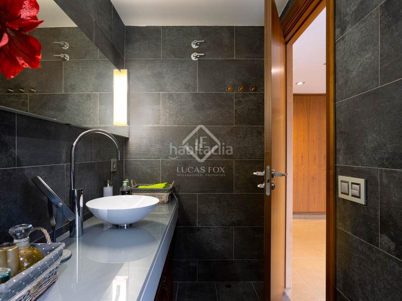 Foto 37d9b777-370f-4a15-94fe-8c98e37ea1c6. Chalet casa villa en excelentes condiciones de 4 dormitorios en venta en Vallromanes