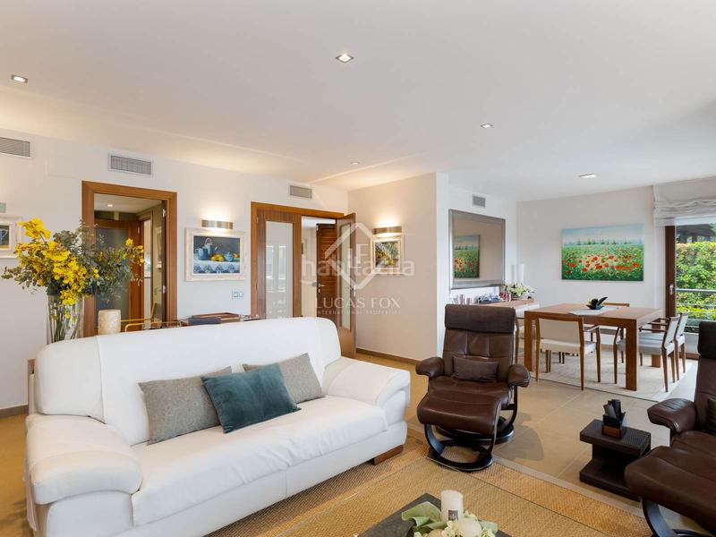 Foto d83b2b80-8a36-424f-80b8-63909a748eb0. Chalet casa villa en excelentes condiciones de 4 dormitorios en venta en Vallromanes