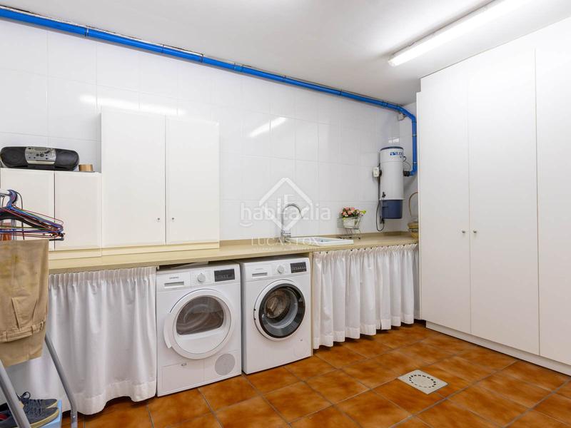 Foto dd3fcb67-2ae0-4a76-82e5-bb5914128d10. Chalet casa villa en excelentes condiciones de 4 dormitorios en venta en Vallromanes
