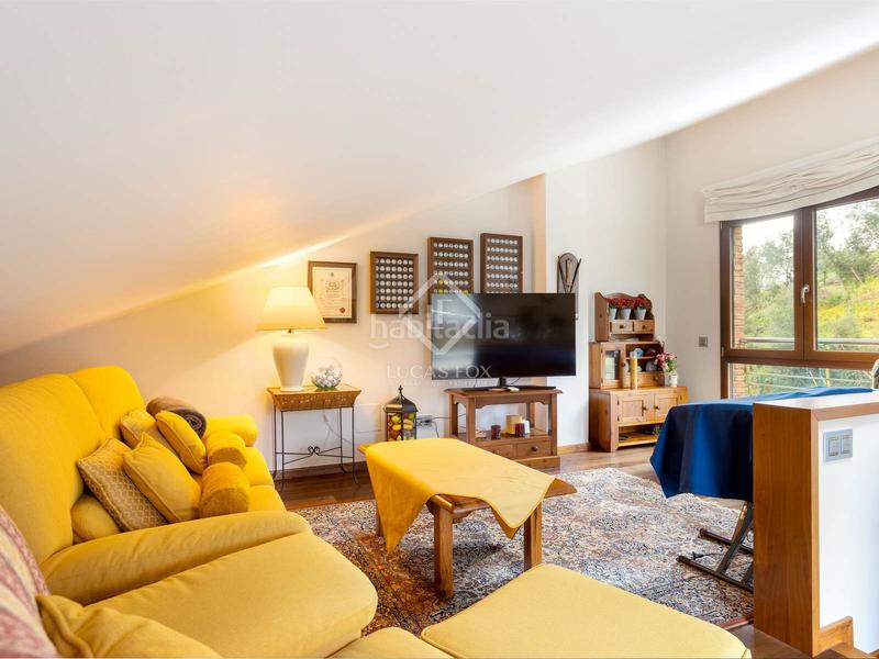 Foto f74f6290-f5d4-4d07-b58b-f1e5020913cc. Chalet casa villa en excelentes condiciones de 4 dormitorios en venta en Vallromanes