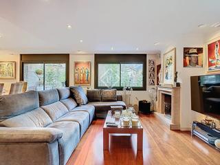 Xalet a La Massana. Casa unifamiliar de 4 dormitorios con 271 m de jardín en venta e