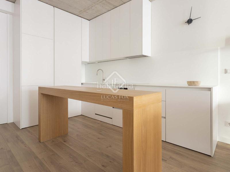 Foto 19ce686e-b2f9-4a4f-a6bd-f1722f55669e. Pis amb calefacció a Raval Barcelona