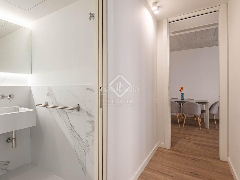 Foto 2695579c-568b-4387-a7fe-ad5e14b89d17. Pis amb calefacció a Raval Barcelona