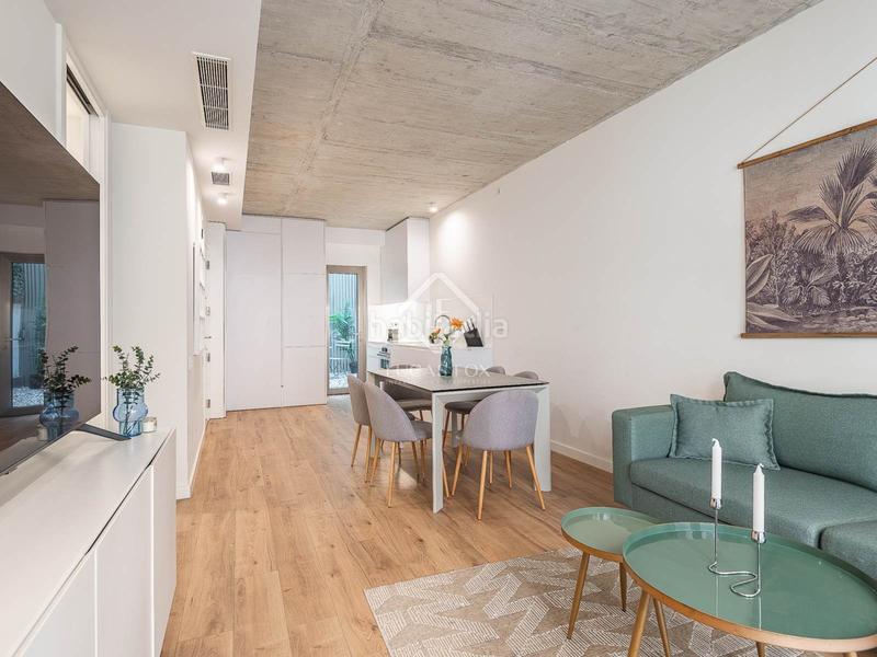 Foto 5ffe701b-f804-438b-8ede-aacb6cfa165e. Pis amb calefacció a Raval Barcelona