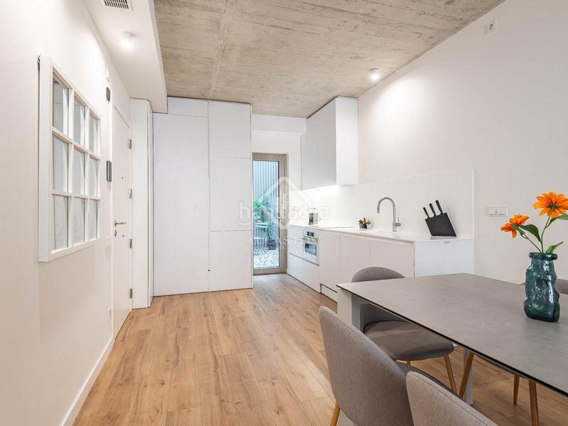 Foto 997cf72f-feb7-4ba9-af82-3f1e82ff811f. Pis amb calefacció a Raval Barcelona