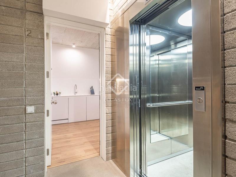 Foto ed2dceff-6ab3-486f-aa96-d6a68934697a. Pis amb calefacció a Raval Barcelona