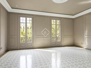 Alquiler Piso en Dreta de l´Eixample. Exclusivo piso sin amueblar, con vistas  a passeig de gràcia, en