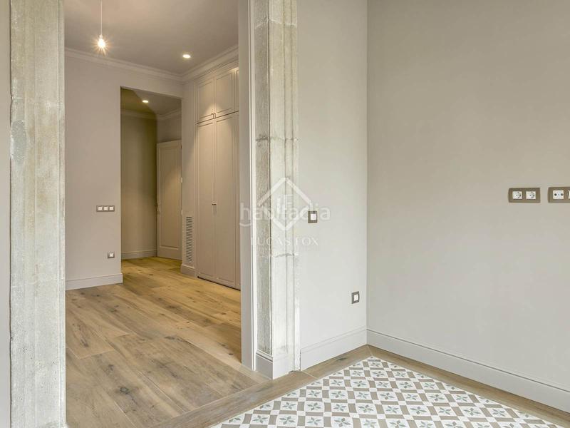 Foto 8e4596bc-df1b-48a1-b0a0-06e81e1faeec. Alquiler piso exclusivo piso sin amueblar, con vistas a passeig de gràcia, en alquiler en Barcelona