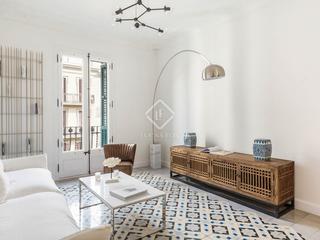 Appartement à L´Antiga Esquerra de l´Eixample. En venta piso en excelentes condiciones con tres dormitorios en