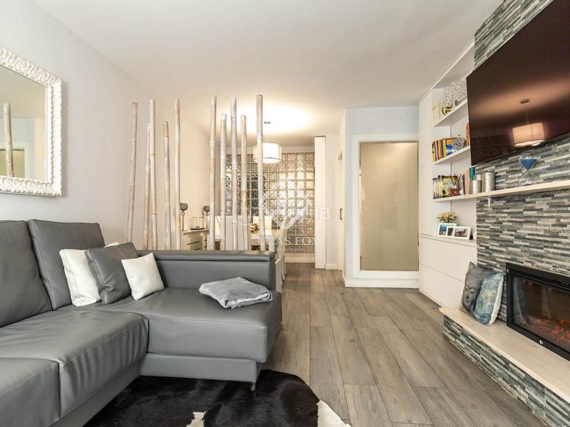 Foto e2fbd340-53e5-4094-949a-b53158373135. Appartamento con parcheggio piscina in Centre Sant Just Desvern