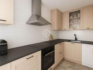 Flat in Centre. Encantador piso dúplex con piscina en venta en el emblemático ed