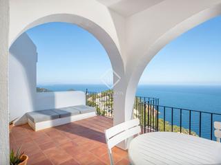 Pis a Aiguafreda-Sa Tuna. Encantador apartamento en excelentes condiciones y con vistas pa