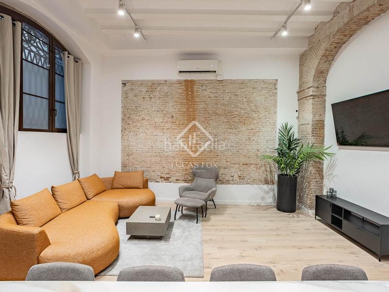 Foto b7486478-79cd-442d-a874-a06bde89748f. Piso  en excelentes condiciones de 2 dormitorios en venta en gótico, en Barcelona