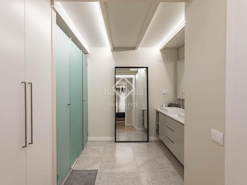 Foto d03eb093-9b7d-4f04-8c08-b050c7d5f5cf. Piso  en excelentes condiciones de 2 dormitorios en venta en gótico, en Barcelona