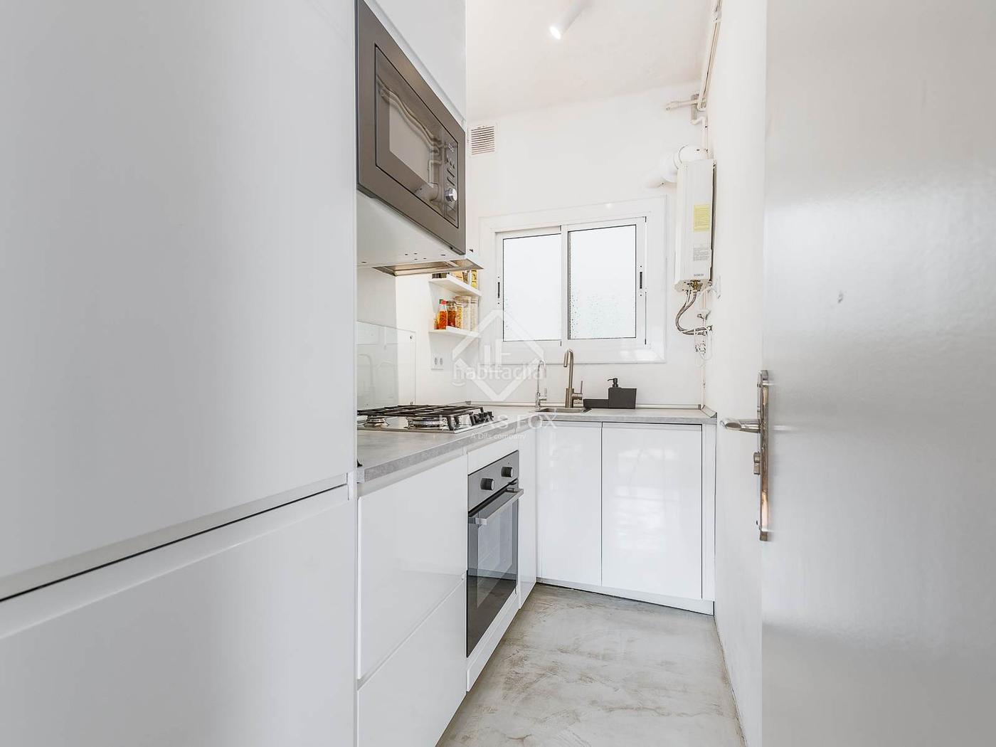 tico de 2 dormitorios con 26m terraza en venta en Eixample Dere Barcelona