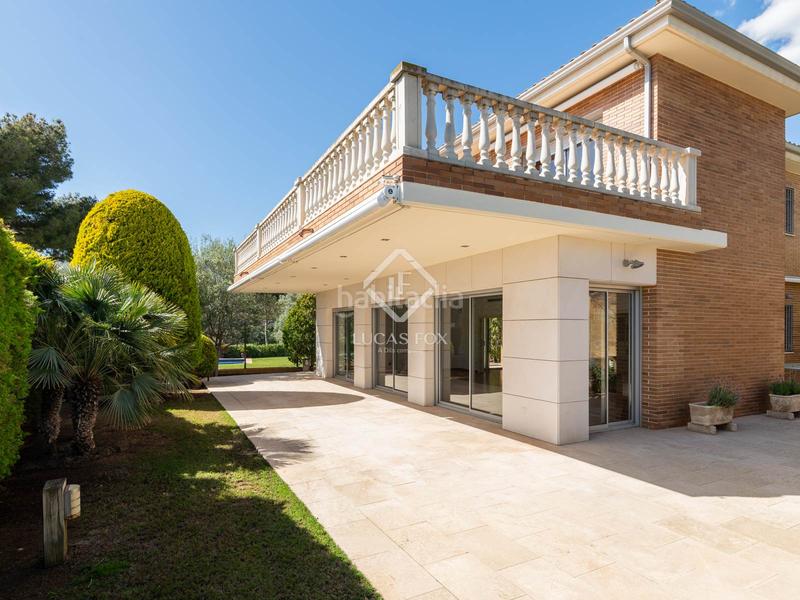 Foto 08f34c3c-05a3-4989-9458-77368b8d3a54. Chalet exclusiva y luminosa casa independiente con vistas al mar en venta en Bellamar, en Castelldefels