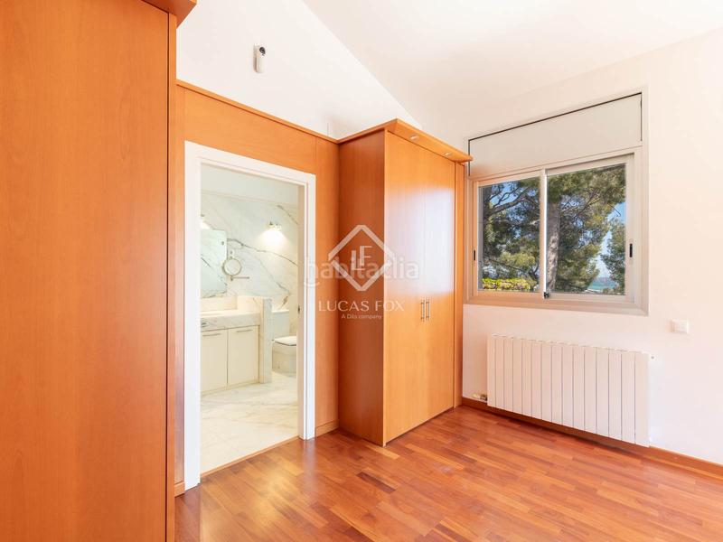 Foto 76b07e59-398d-438f-80e8-b232e232b31f. Chalet exclusiva y luminosa casa independiente con vistas al mar en venta en Bellamar, en Castelldefels
