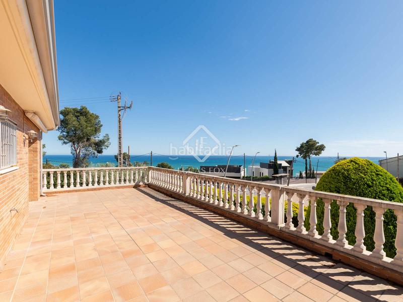 Foto 8ff1a531-c1a1-4a9a-84b1-c7bb394e164b. Chalet exclusiva y luminosa casa independiente con vistas al mar en venta en Bellamar, en Castelldefels