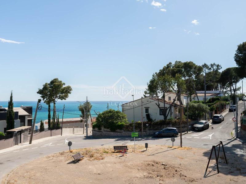 Foto b7a6c763-e64d-4b7f-ab33-1006a19e79bc. Chalet exclusiva y luminosa casa independiente con vistas al mar en venta en Bellamar, en Castelldefels