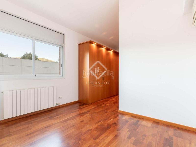 Foto e5144c83-b6b2-4790-b63c-0a008d36b36c. Chalet exclusiva y luminosa casa independiente con vistas al mar en venta en Bellamar, en Castelldefels
