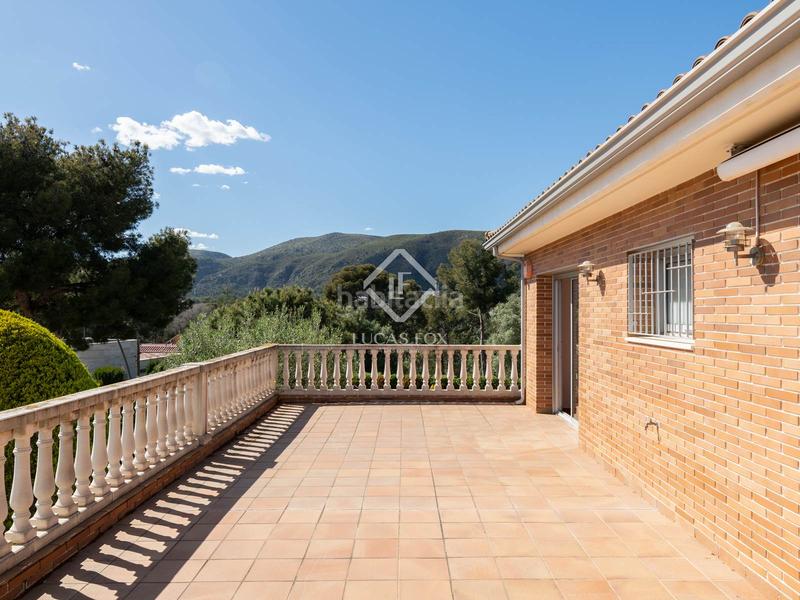 Foto f6b733d7-9566-4849-b9b4-636bddfa0a25. Chalet exclusiva y luminosa casa independiente con vistas al mar en venta en Bellamar, en Castelldefels