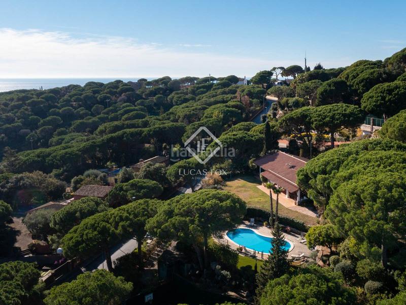 Foto 40412e12-51e4-474e-89eb-54210b91eb7d. Chalet casa de 6 dormitorios con excelentes vistas al mar en venta , barcelona en Cabrera de Mar
