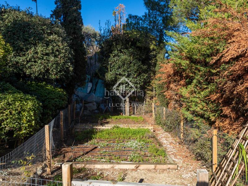 Foto 411347c3-49b8-4e27-bd5a-151e2f9c6782. Chalet casa de 6 dormitorios con excelentes vistas al mar en venta , barcelona en Cabrera de Mar