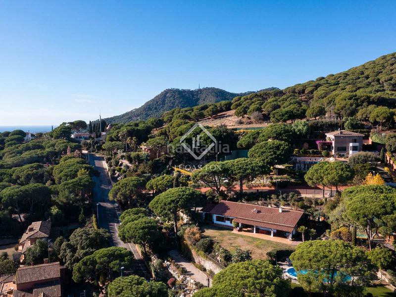 Foto 8cfb91f4-02ff-42d2-85c3-c4477a2d38e9. Chalet casa de 6 dormitorios con excelentes vistas al mar en venta , barcelona en Cabrera de Mar