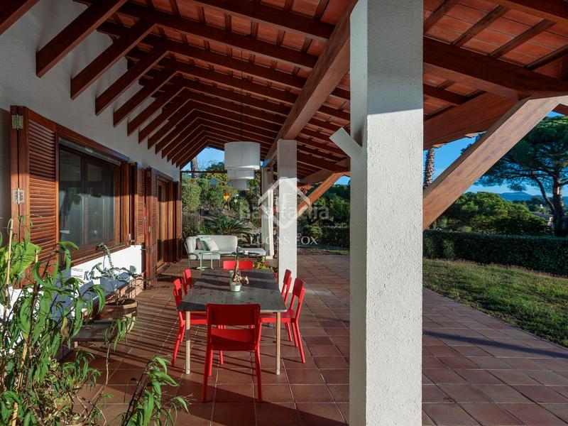 Foto f327e790-5fab-4430-8849-2ecceae7df69. Chalet casa de 6 dormitorios con excelentes vistas al mar en venta , barcelona en Cabrera de Mar