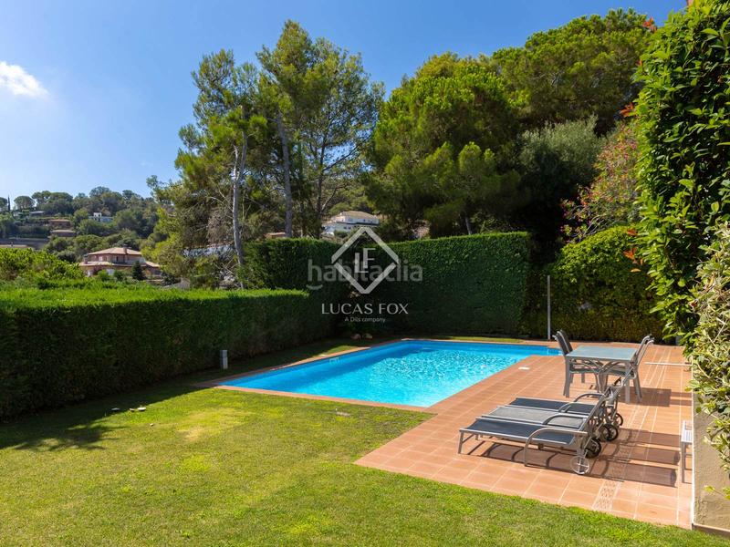 Foto 27198151-5a92-41b8-8382-4eb98d013fa6. Chalet casa de 5 dormitorios con vistas al mar en venta , barcelona en Cabrils
