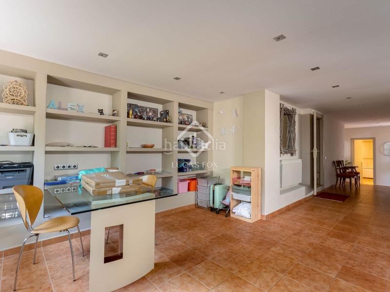 Foto 70fdb53f-4fbb-497a-8423-459237cb9b02. Chalet casa de 5 dormitorios con vistas al mar en venta , barcelona en Cabrils