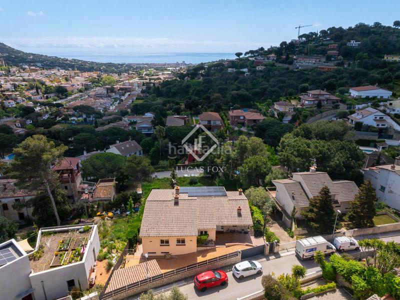 Foto 767148d4-2e92-4657-b1fb-fb020ea19ef1. Chalet casa de 5 dormitorios con vistas al mar en venta , barcelona en Cabrils