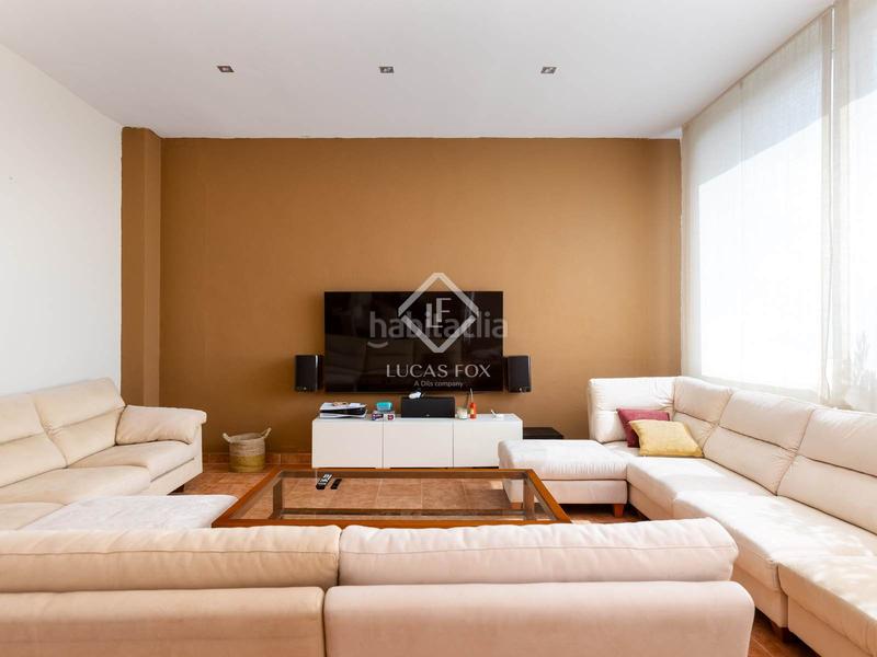 Foto c95bb629-9dd0-4aa1-bf30-703818f23d7d. Chalet casa de 5 dormitorios con vistas al mar en venta , barcelona en Cabrils