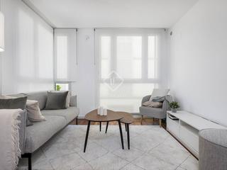 Appartement à St. Pere - Sta. Caterina - El Born. Excelente vivienda renovada en venta con un dormitorio en la bar
