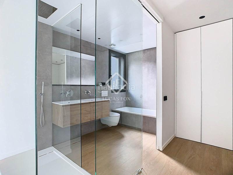 Foto 12a982e9-99fa-4836-954d-9107af7f4ed9. Attico con riscaldamento parcheggio in Escaldes-Engordany