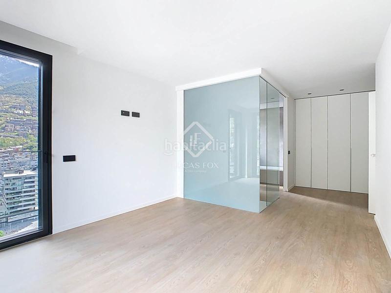 Foto b45abb5a-3e1d-43f0-8b17-ee52ec1ef030. Attico con riscaldamento parcheggio in Escaldes-Engordany