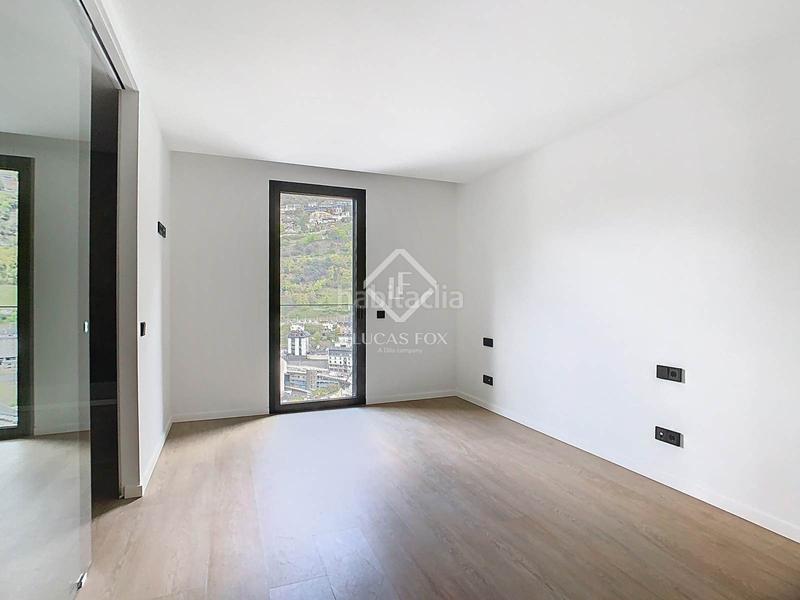 Foto d47d9319-eff2-4d36-9f6b-737ec142765b. Attico con riscaldamento parcheggio in Escaldes-Engordany