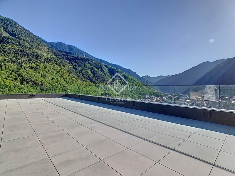 Foto fb71045c-5bb7-4ecf-8bf5-40d9fc2e4629. Attico con riscaldamento parcheggio in Escaldes-Engordany