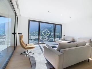 Lloguer Àtic a Escaldes-Engordany. Ático tríplex a estrenar de 5 dormitorios con 194 m de terraza e