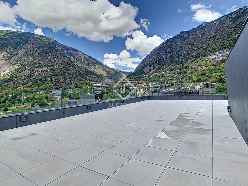 Foto 3dc73429-9c16-4645-ad12-f6ba9cbb46f0. Alquiler ático  tríplex a estrenar de 5 dormitorios con 194 m de terraza en alquiler en escaldes en Escaldes-Engordany