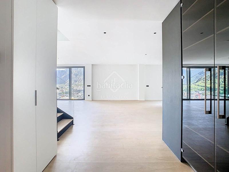 Foto a9d7faf2-f889-47ee-8b36-ac8a59cb2bd3. Alquiler ático  tríplex a estrenar de 5 dormitorios con 194 m de terraza en alquiler en escaldes en Escaldes-Engordany