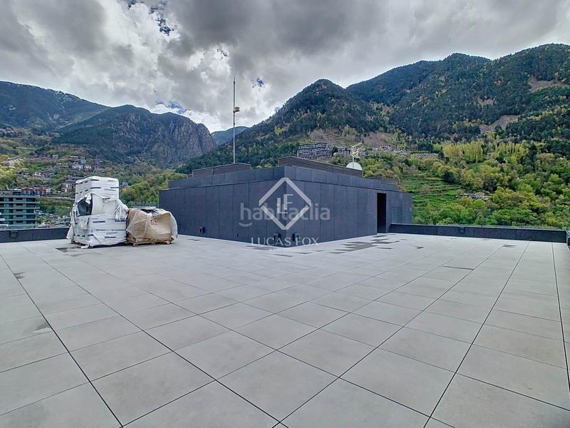 Foto ca2eeb40-b2bc-425a-8d98-a4d2374ca7ce. Alquiler ático  tríplex a estrenar de 5 dormitorios con 194 m de terraza en alquiler en escaldes en Escaldes-Engordany