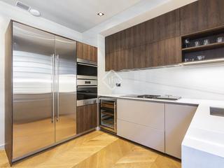 Etagenwohnung in St. Pere - Sta. Caterina - El Born. En venta precioso piso de diseño de dos dormitorios y dos baños