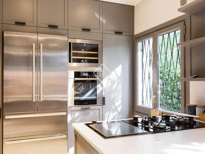 Foto 75c0e35c-1b42-4cc9-bee2-42923439628d. Xalet amb aparcament piscina a Arxiu Sant Cugat del Vallès